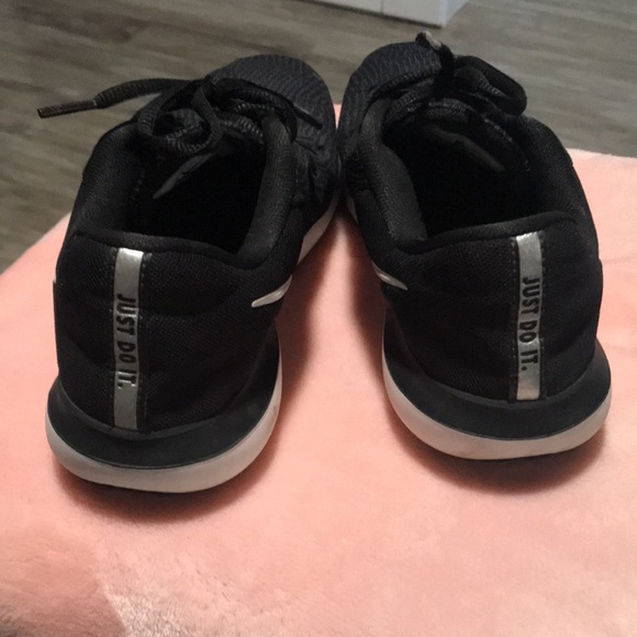 Nike Flex supreme TR6 Sz: 7.5 - Picture 2 of 12